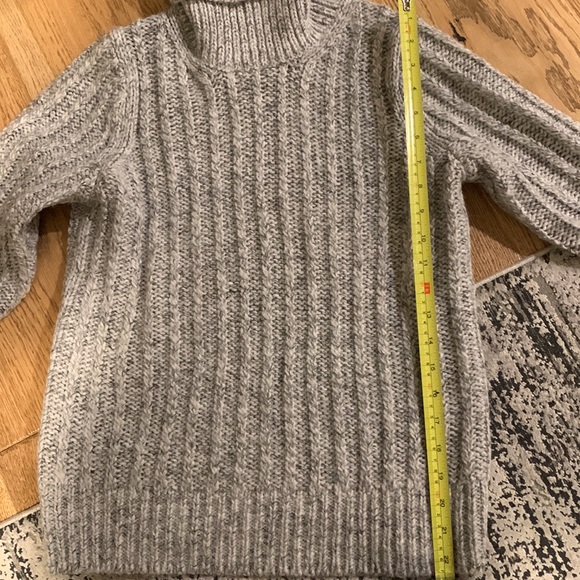 Banana Republic Marled Cable Knit Ribbed Sweater - Picture 4 of 5